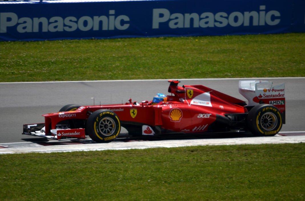 Fernando Alonso durante la clasificación para el Gran Premio de Canadá de 2012.