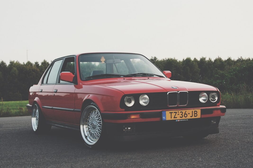 Las sombras históricas de BMW: vínculos y decisiones cuestionables